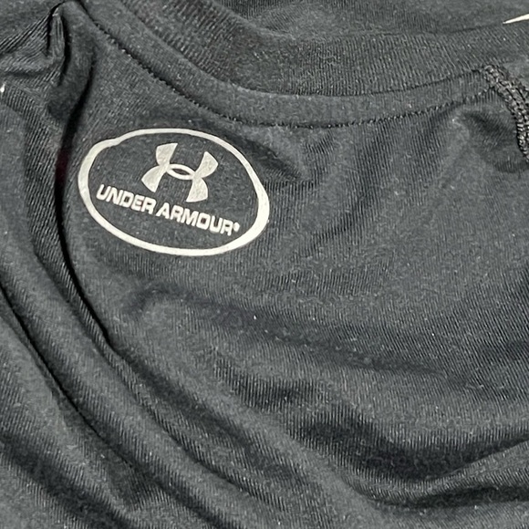 Temple University Owls Football Under Armour Loose Heat Gear Shirt - Picture 3 of 4